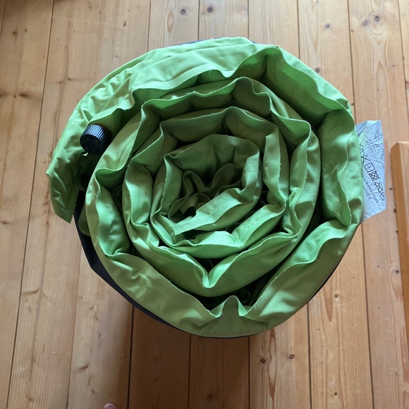 KingCamp double self-inflating camping pad mattress - Picture 3 of 9